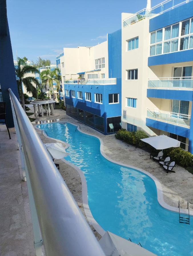 Chic Beachfront Apartment - Private Beach Access プンタ・カナ エクステリア 写真
