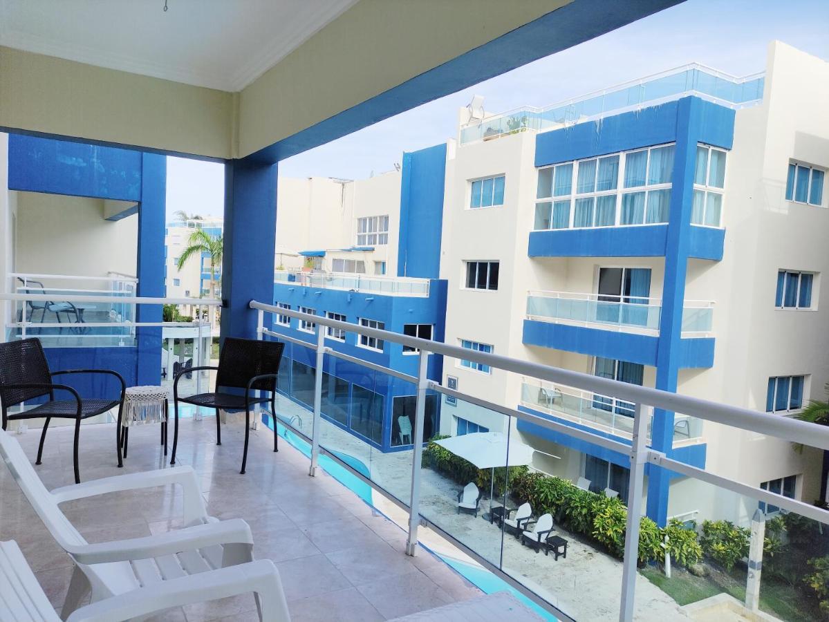 Chic Beachfront Apartment - Private Beach Access プンタ・カナ エクステリア 写真